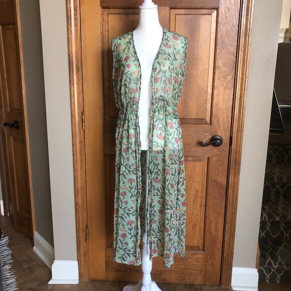 Like New Lauren Conrad One Size Sleeveless Mint Green Floral Wrap / Coverup - Picture 1 of 7